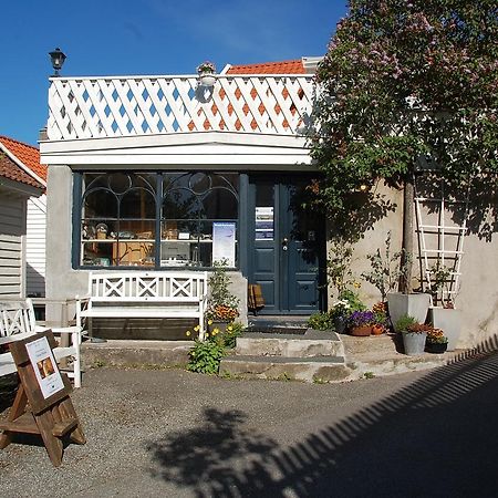 Lundins Sommerhotell Skudeneshavn ภายนอก รูปภาพ